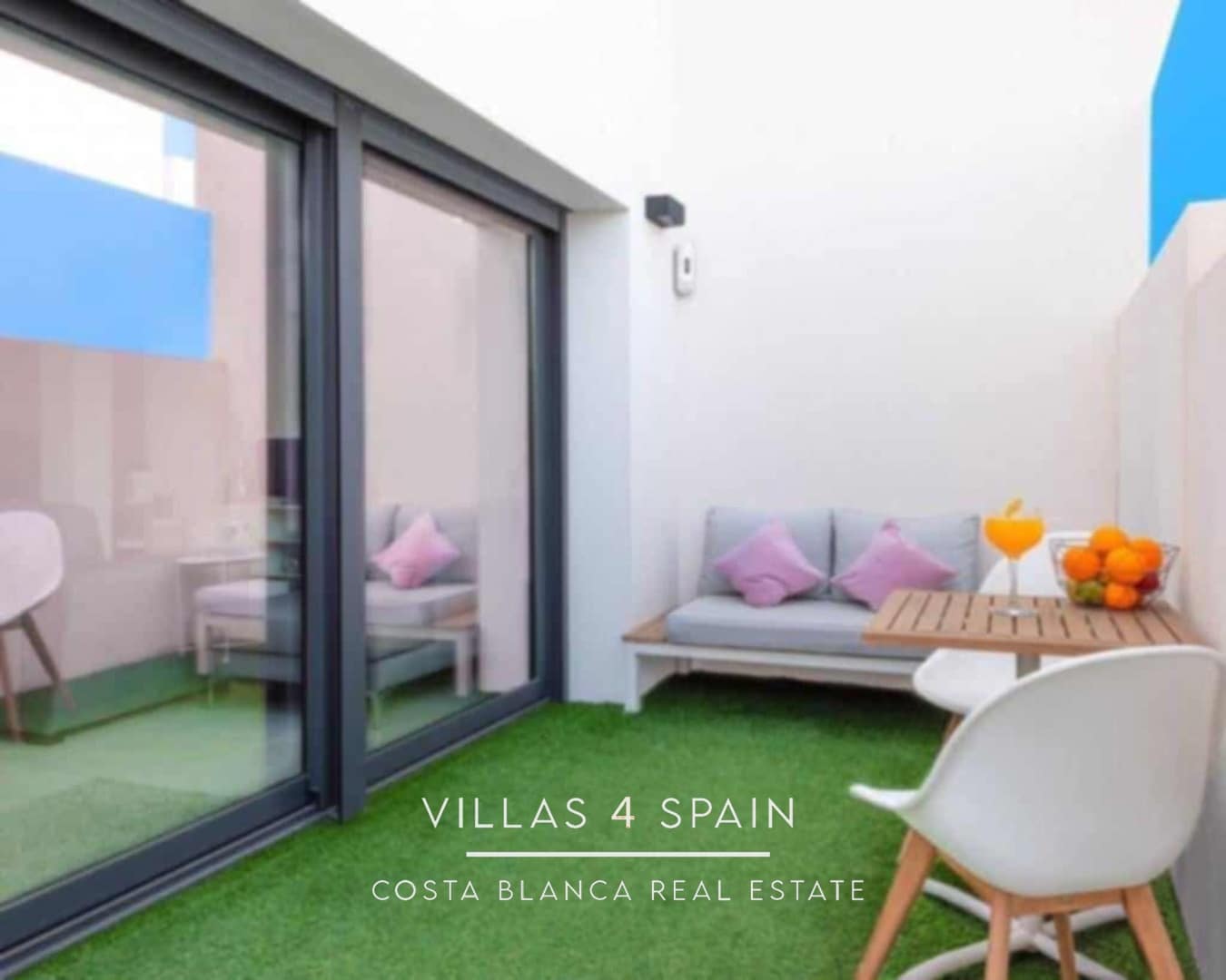 4 bedroom Villa for sale in Benijofar with pool - € 420,000 (Ref: 9795498)