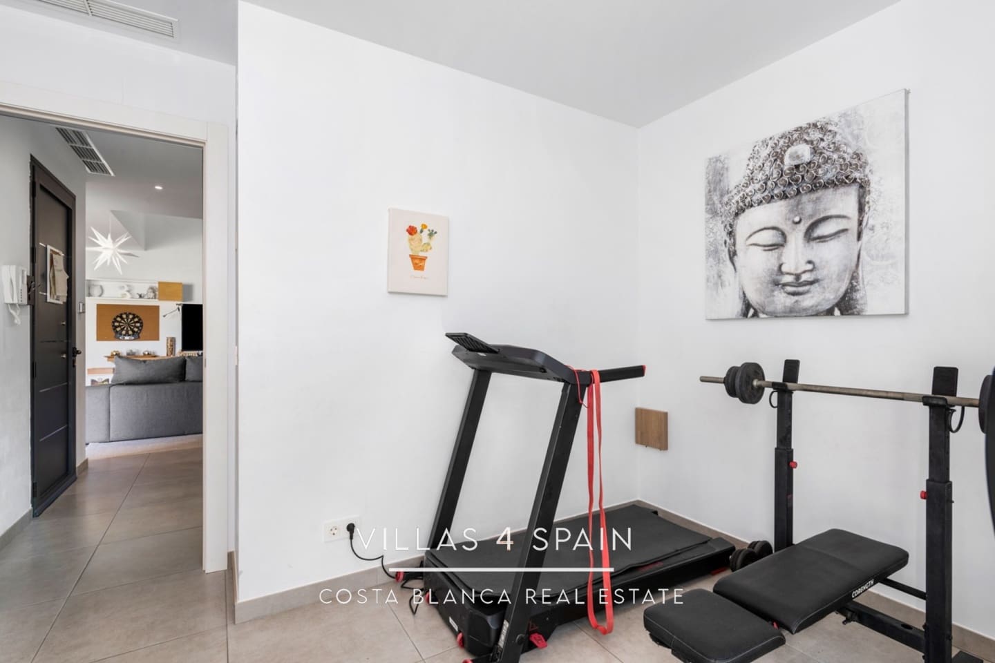 4 bedroom Villa for sale in Benijofar with pool - € 420,000 (Ref: 9795498)