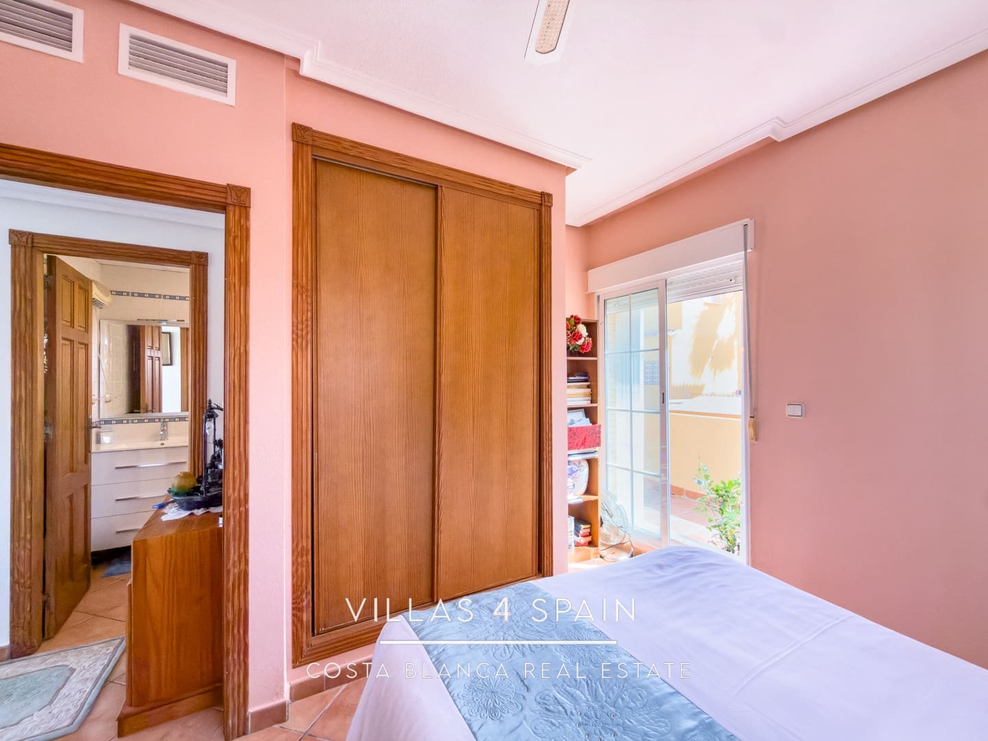 3 sypialnia Willa na sprzedaż w Algorfa z basenem garażem - 269 000 € (Ref: 9796124)