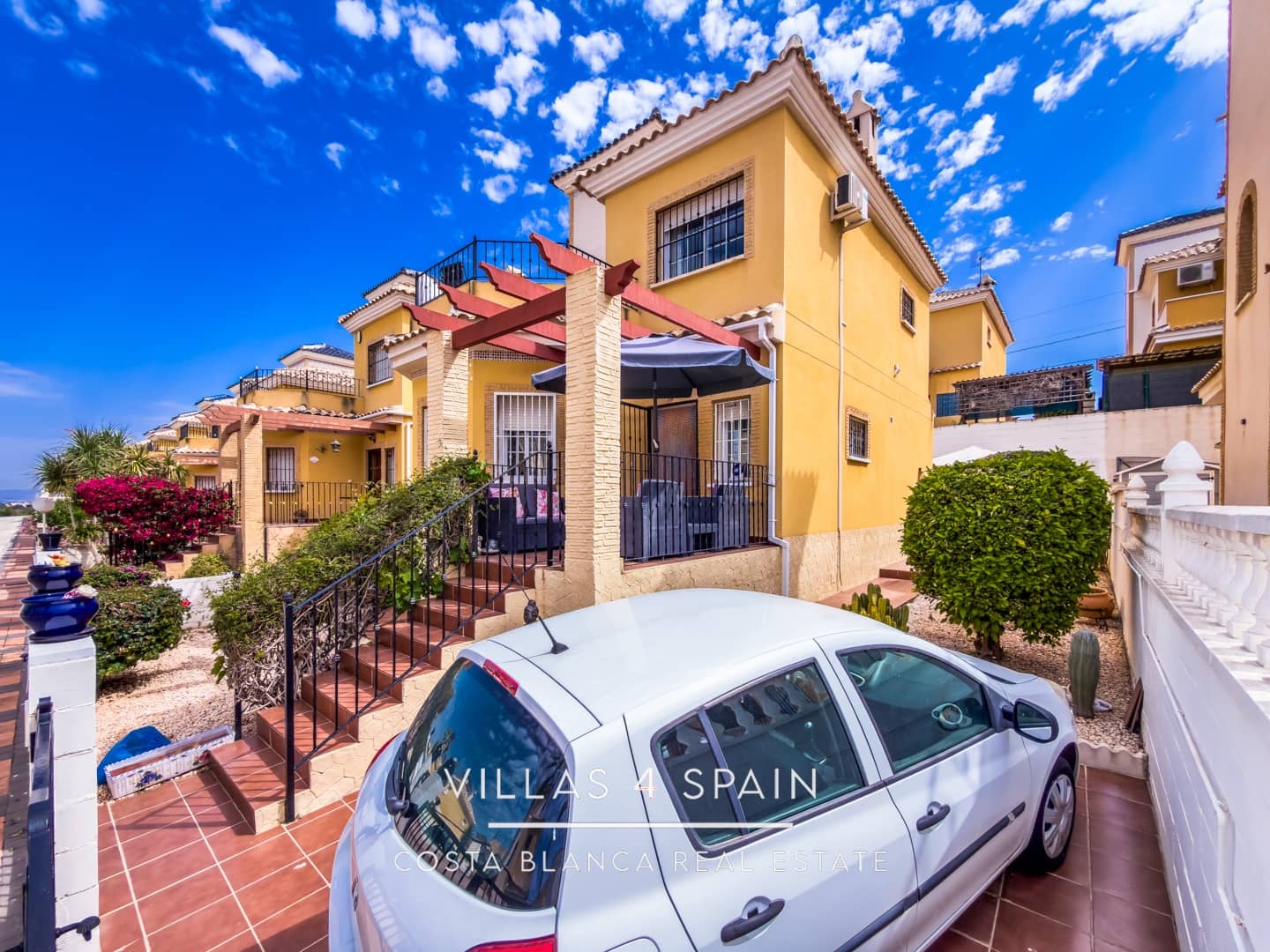 3 sypialnia Willa na sprzedaż w Algorfa z basenem garażem - 269 000 € (Ref: 9796124)