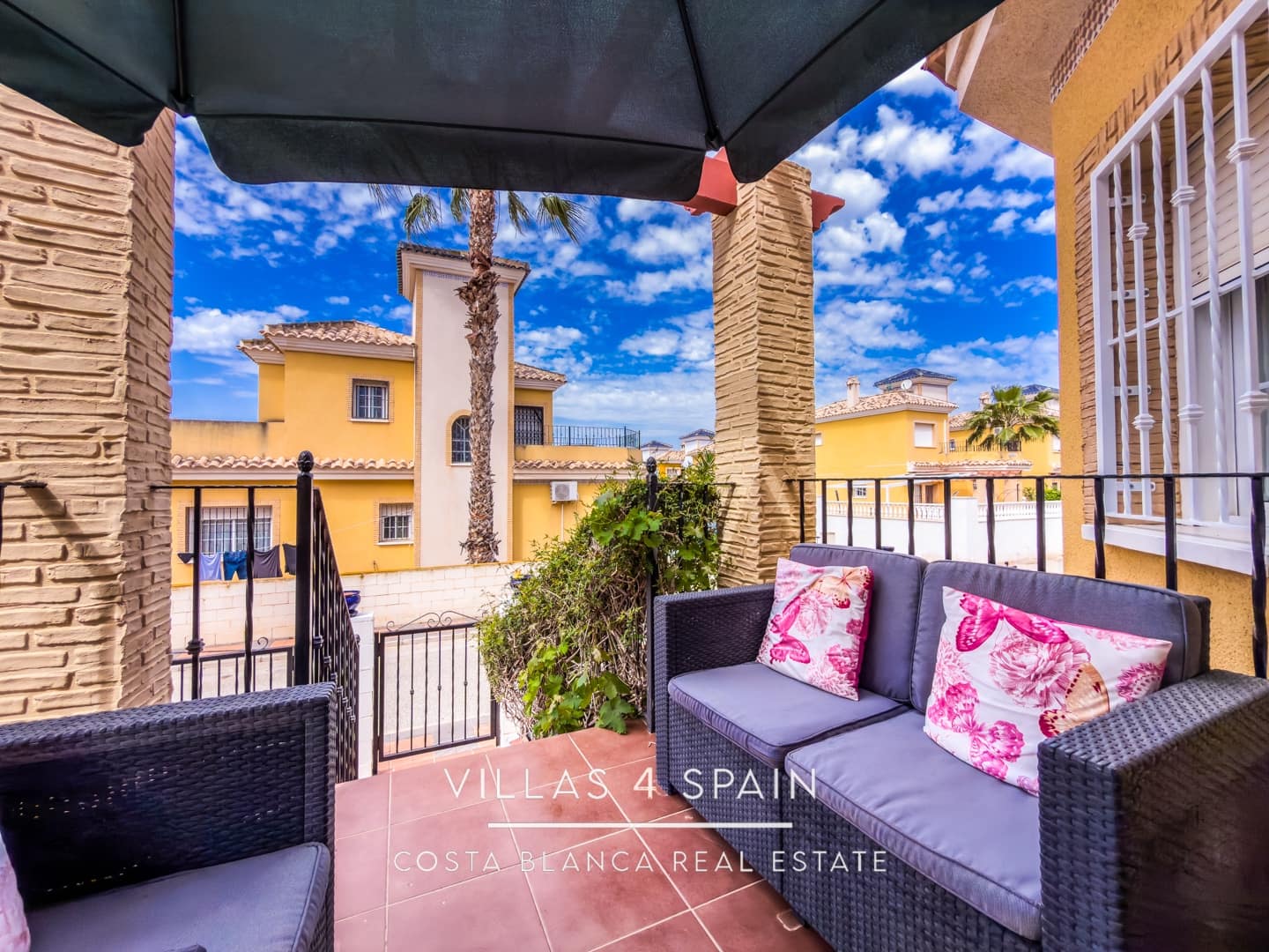 3 sypialnia Willa na sprzedaż w Algorfa z basenem garażem - 269 000 € (Ref: 9796124)