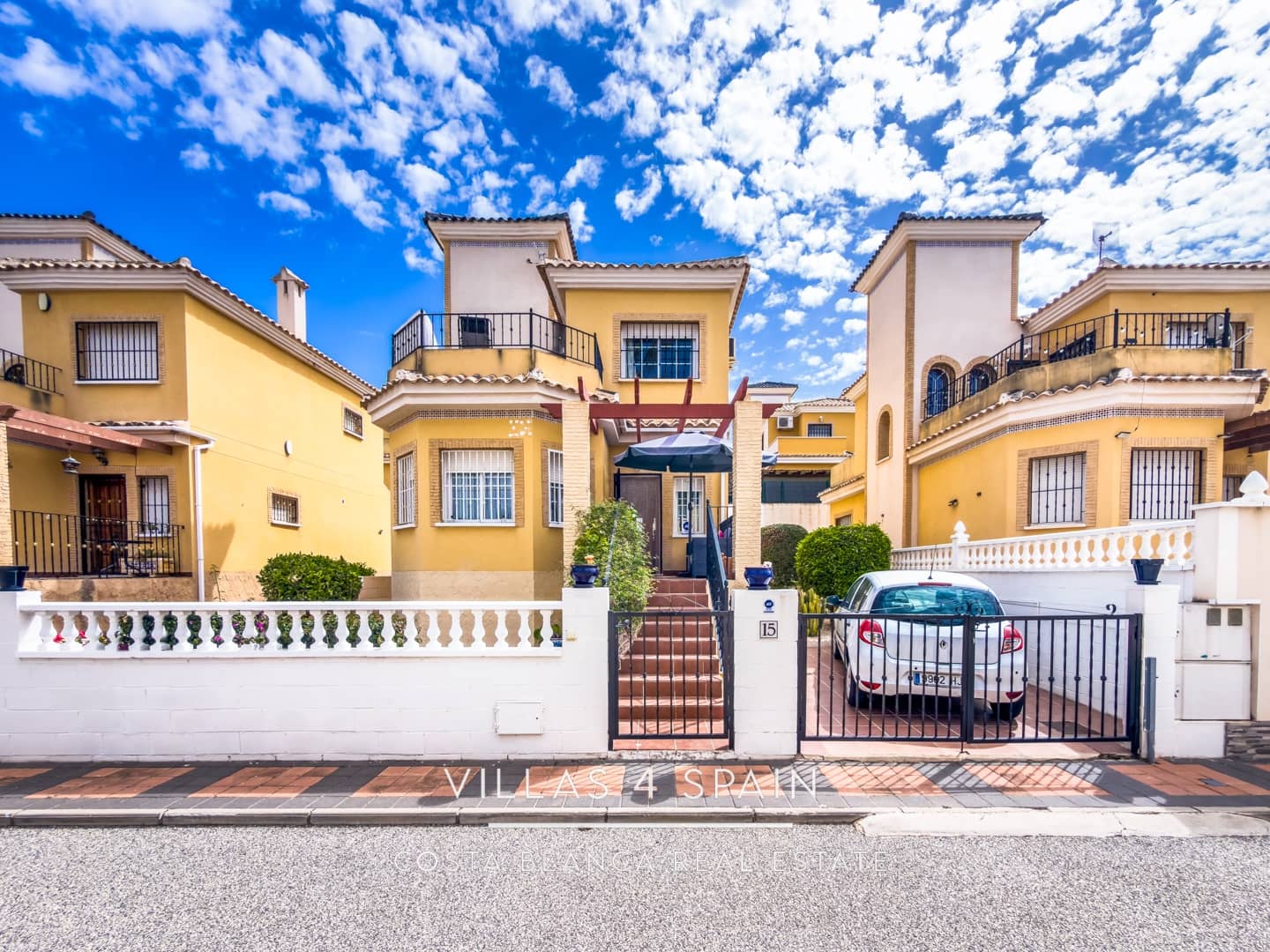 3 sypialnia Willa na sprzedaż w Algorfa z basenem garażem - 269 000 € (Ref: 9796124)