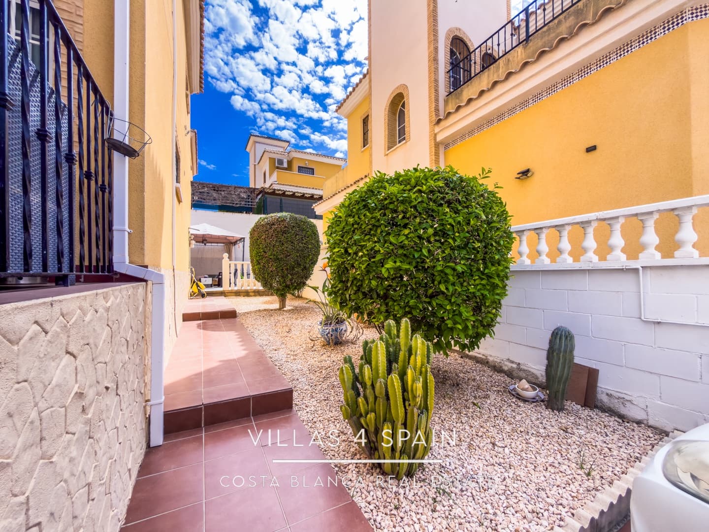 3 sypialnia Willa na sprzedaż w Algorfa z basenem garażem - 269 000 € (Ref: 9796124)