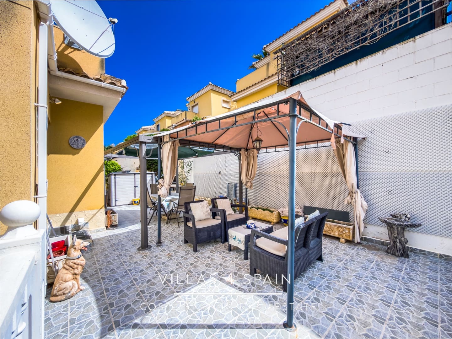 3 sypialnia Willa na sprzedaż w Algorfa z basenem garażem - 269 000 € (Ref: 9796124)