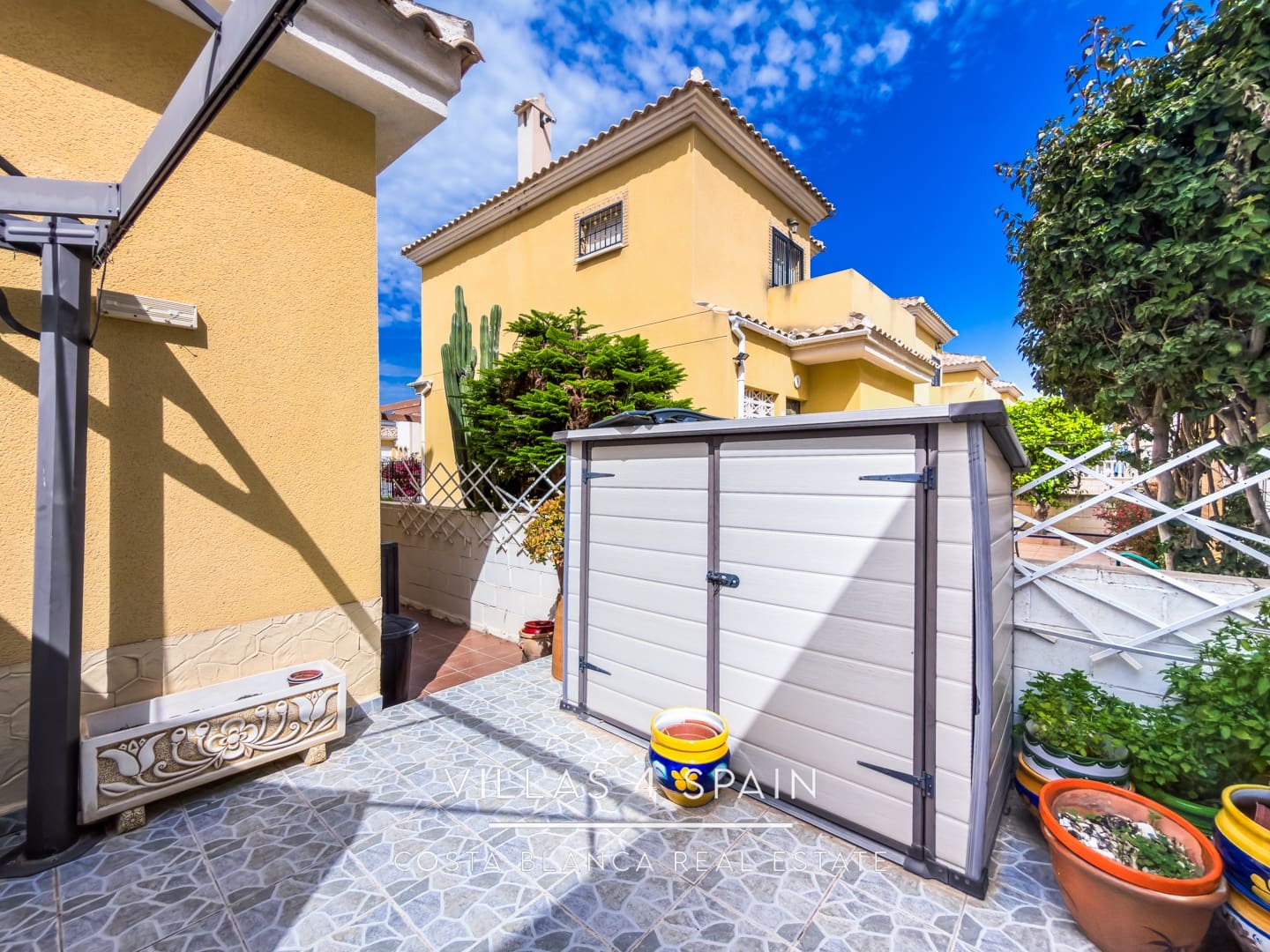 3 sypialnia Willa na sprzedaż w Algorfa z basenem garażem - 269 000 € (Ref: 9796124)