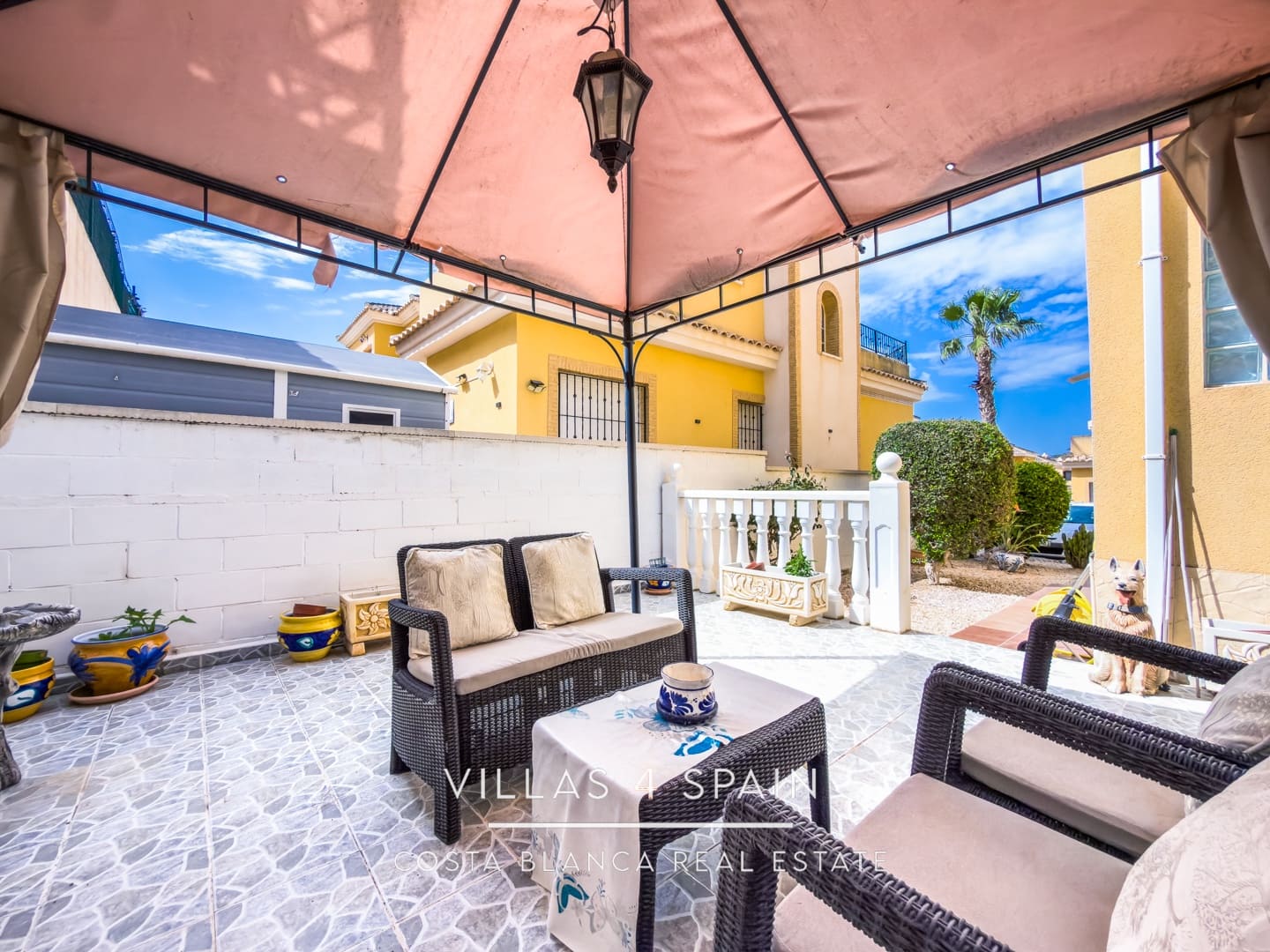 3 sypialnia Willa na sprzedaż w Algorfa z basenem garażem - 269 000 € (Ref: 9796124)