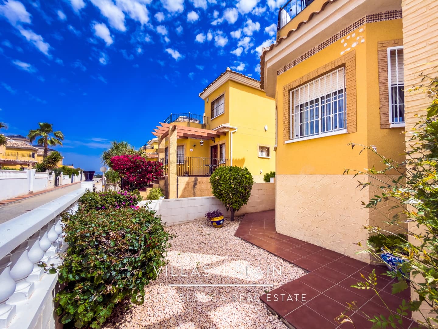 3 sypialnia Willa na sprzedaż w Algorfa z basenem garażem - 269 000 € (Ref: 9796124)