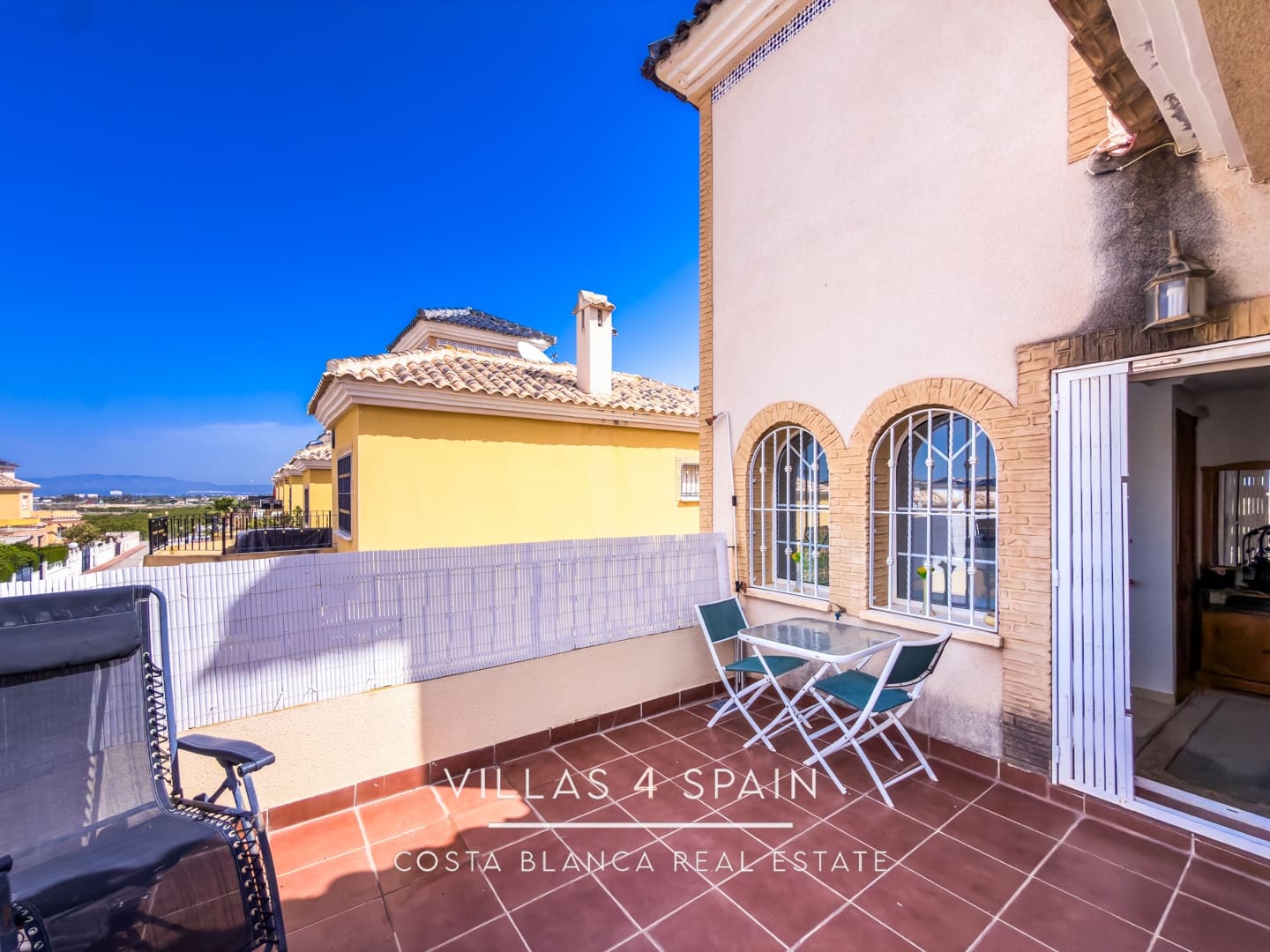 3 sypialnia Willa na sprzedaż w Algorfa z basenem garażem - 269 000 € (Ref: 9796124)