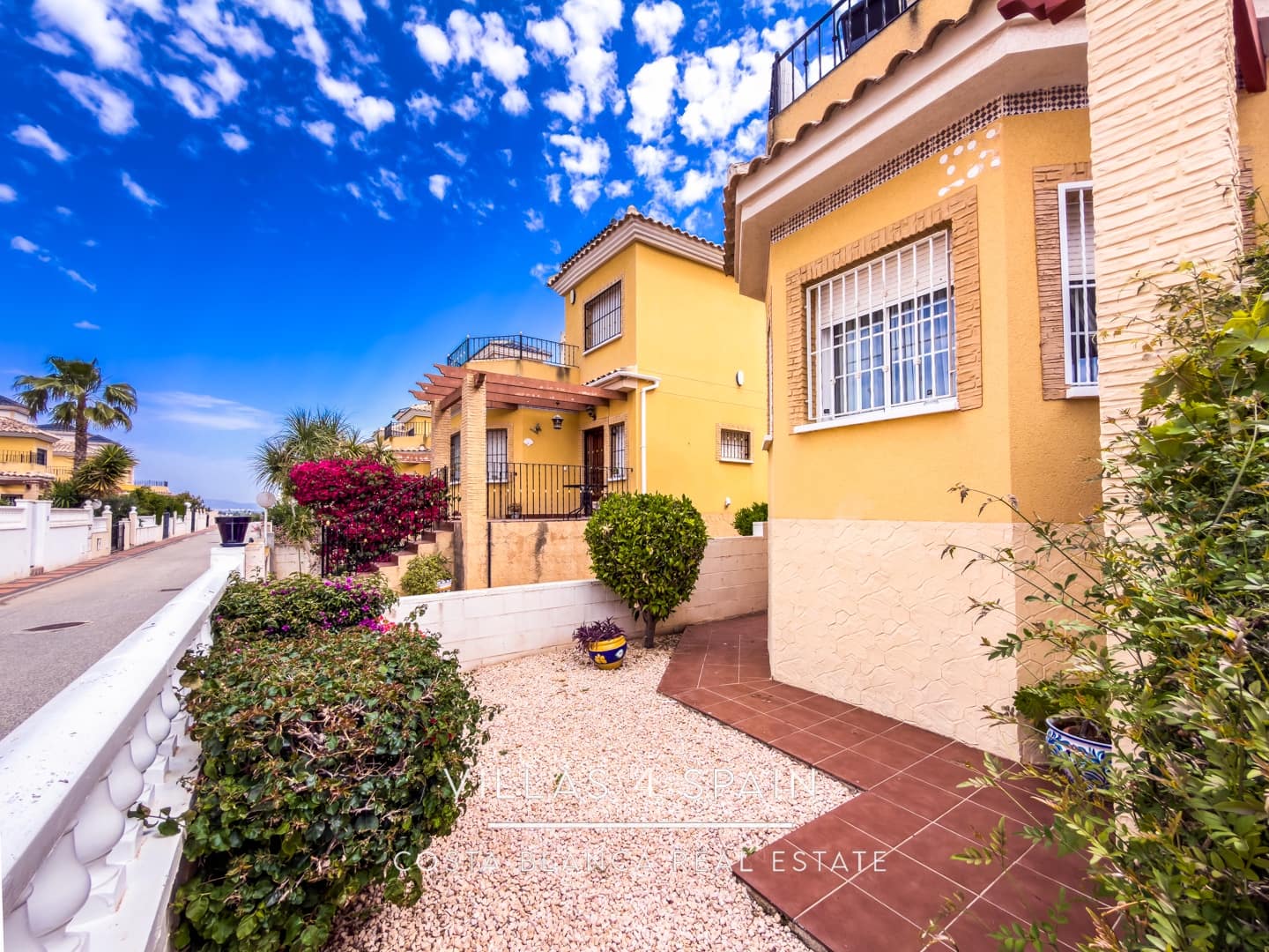 3 sypialnia Willa na sprzedaż w Algorfa z basenem garażem - 269 000 € (Ref: 9796124)