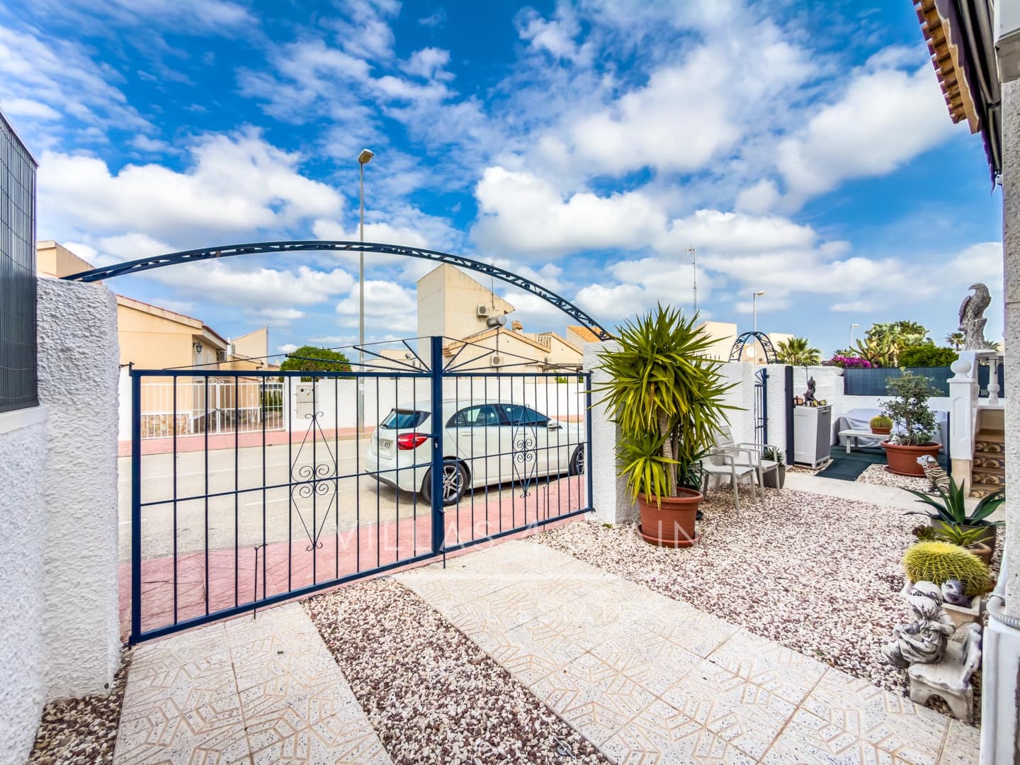 3 makuuhuone Huvila myytävänä paikassa Benijofar mukana uima-altaan - 249 000 € (Ref: 9807636)