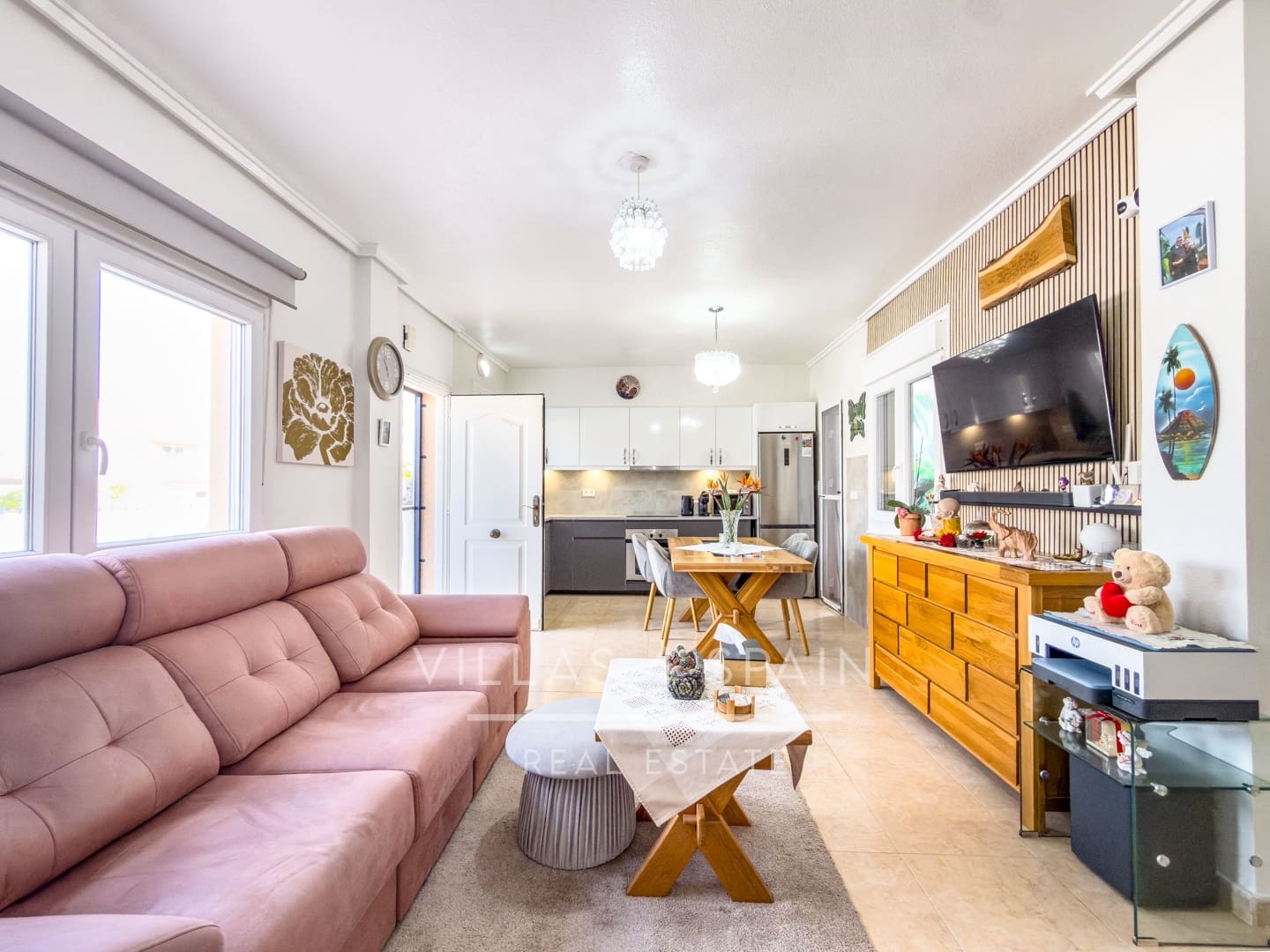 3 makuuhuone Huvila myytävänä paikassa Benijofar mukana uima-altaan - 249 000 € (Ref: 9807636)