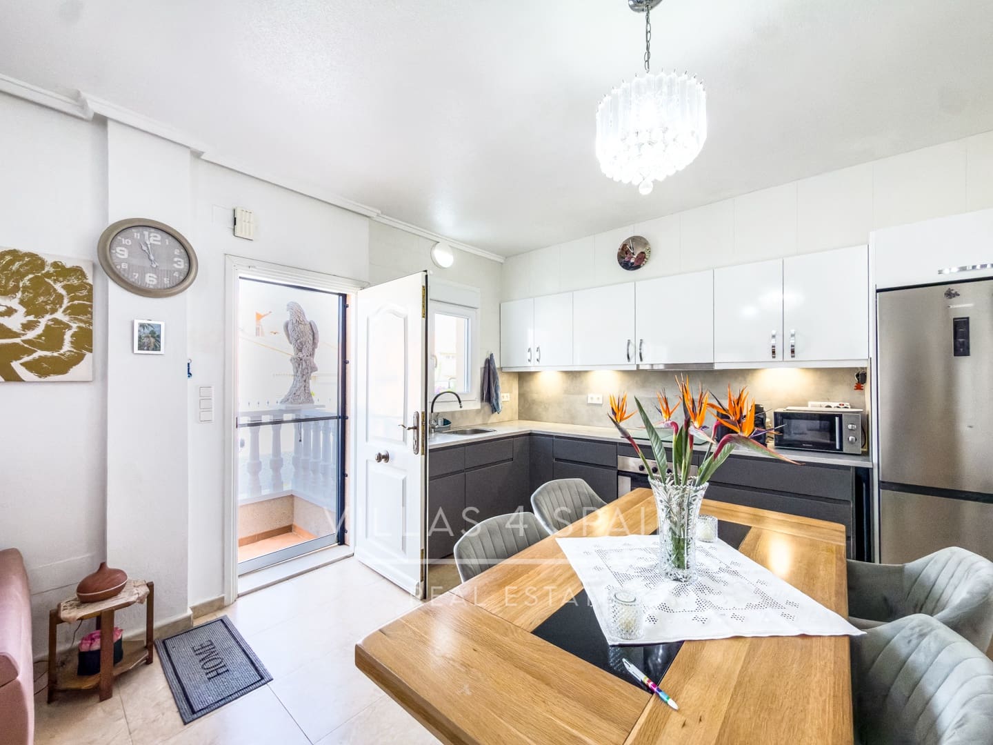 3 makuuhuone Huvila myytävänä paikassa Benijofar mukana uima-altaan - 249 000 € (Ref: 9807636)