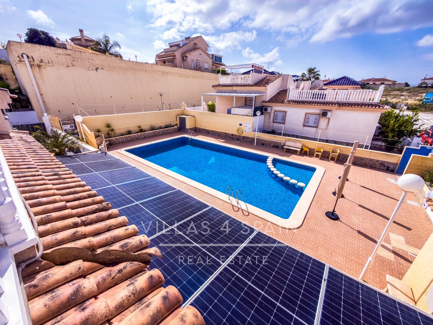 3 makuuhuone Huvila myytävänä paikassa Benijofar mukana uima-altaan - 249 000 € (Ref: 9807636)