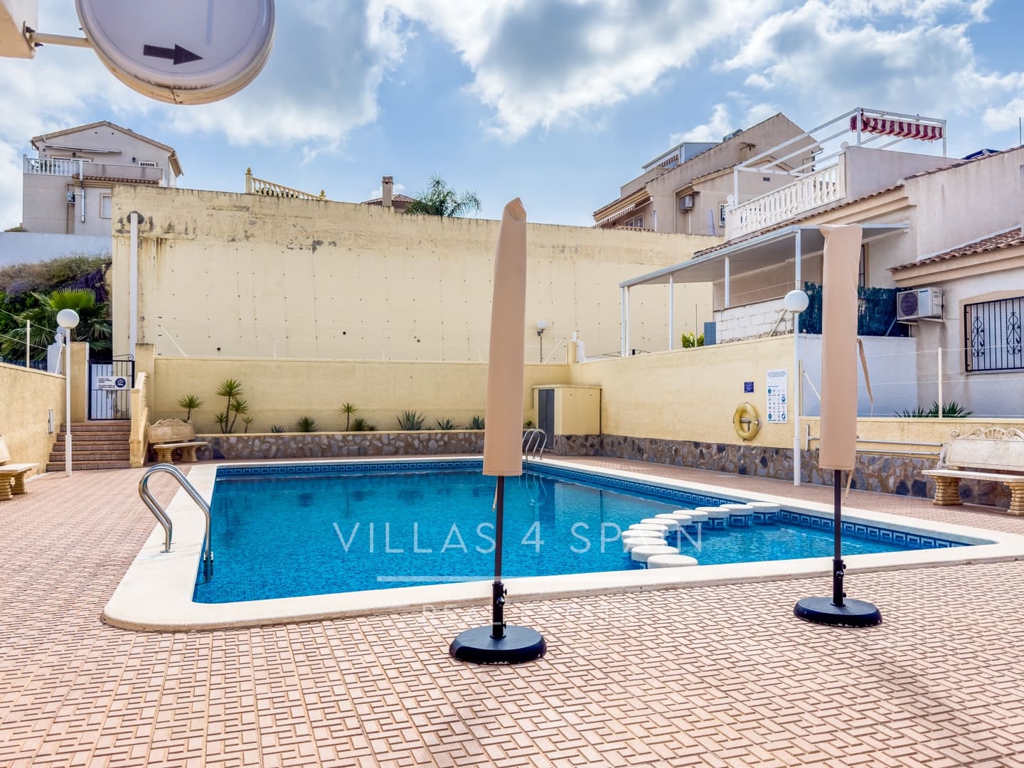 3 makuuhuone Huvila myytävänä paikassa Benijofar mukana uima-altaan - 249 000 € (Ref: 9807636)