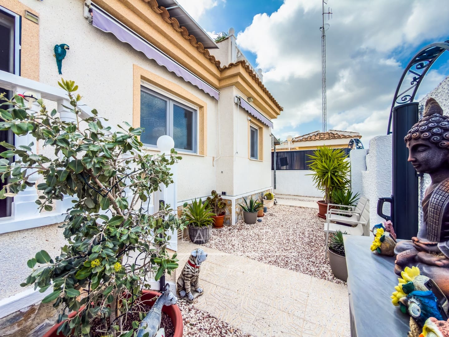 3 makuuhuone Huvila myytävänä paikassa Benijofar mukana uima-altaan - 249 000 € (Ref: 9807636)