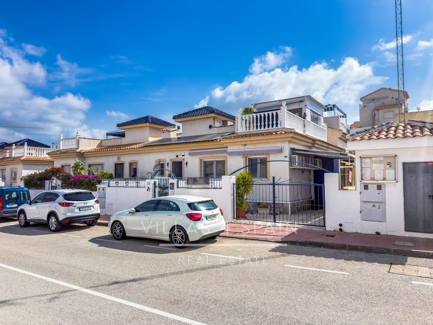 3 makuuhuone Huvila myytävänä paikassa Benijofar mukana uima-altaan - 249 000 € (Ref: 9807636)