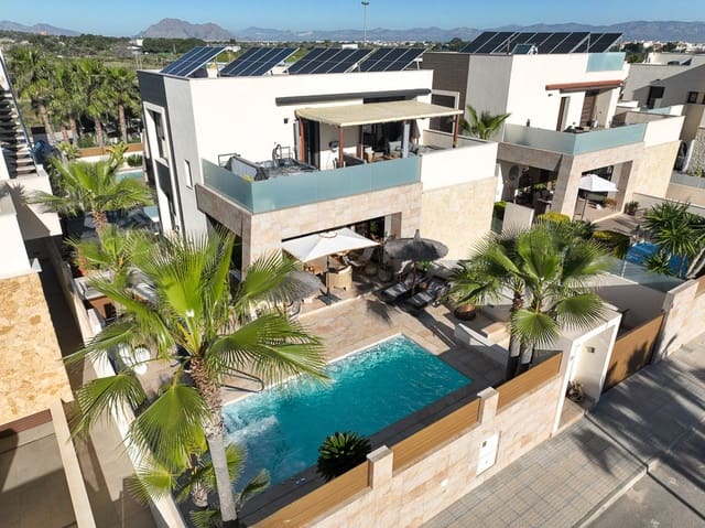 4 camera da letto Villa in vendita in Benijófar con piscina - 724.900 € (Rif: 9810821)