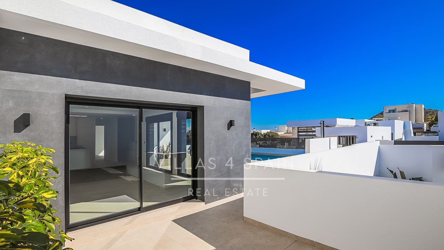 5 chambre Villa/Maison à vendre à Ciudad Quesada avec piscine garage - 788 750 € (Ref: 9821029)