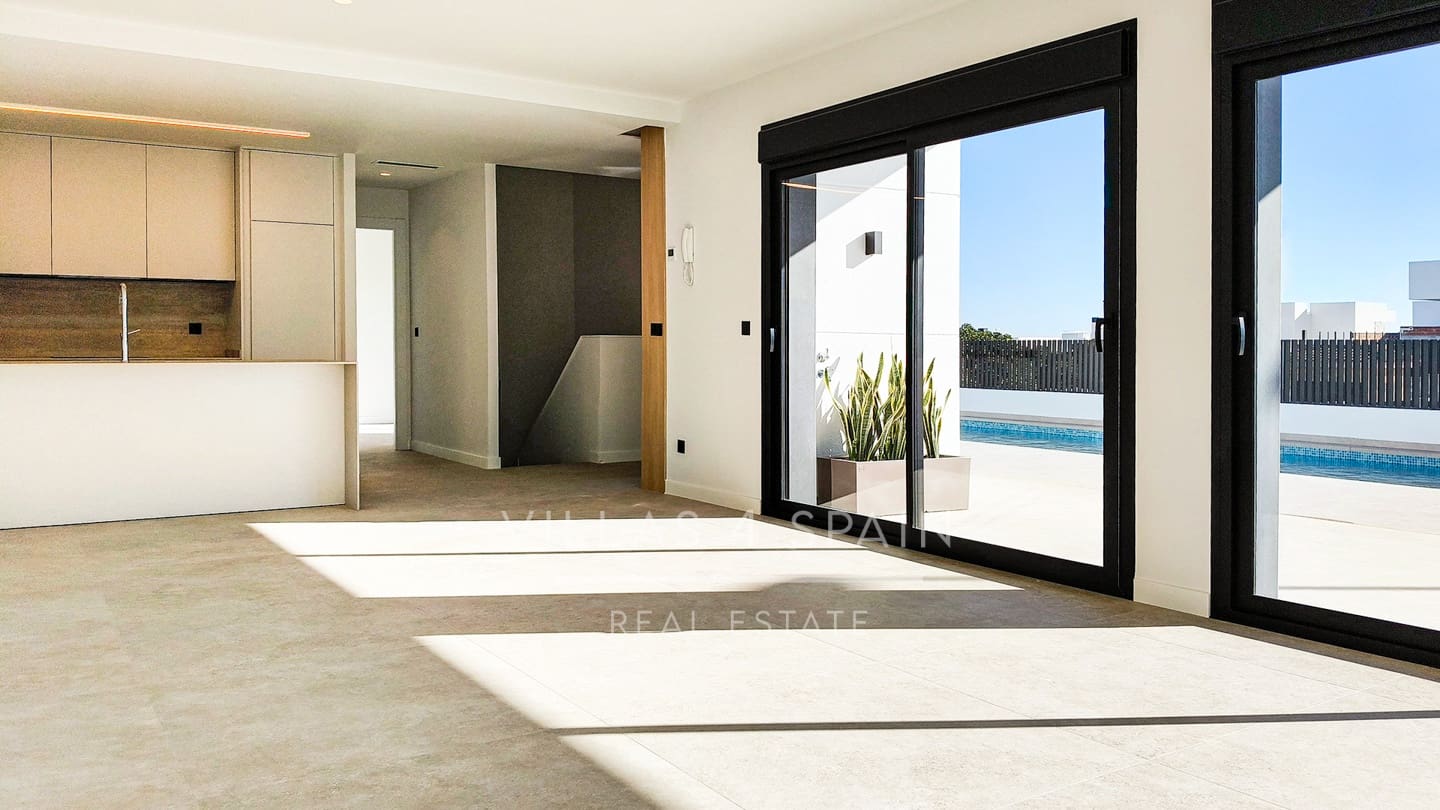 5 chambre Villa/Maison à vendre à Ciudad Quesada avec piscine garage - 788 750 € (Ref: 9821029)