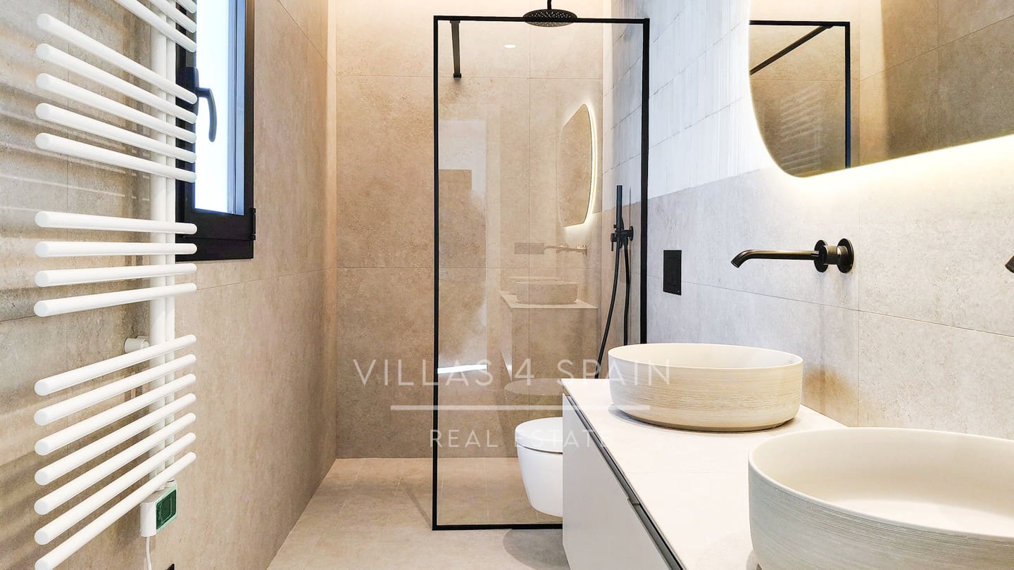 5 chambre Villa/Maison à vendre à Ciudad Quesada avec piscine garage - 788 750 € (Ref: 9821029)