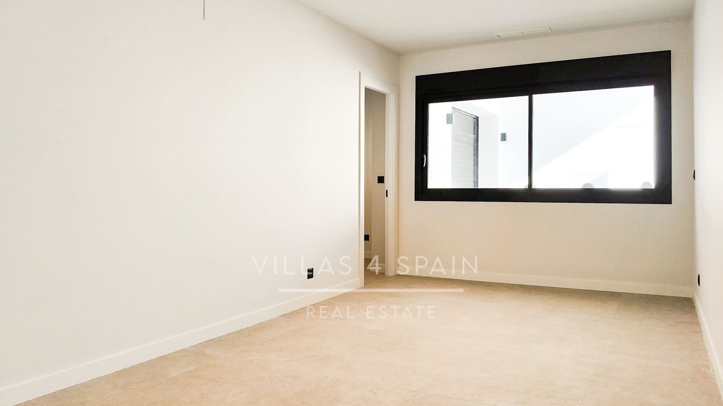 5 chambre Villa/Maison à vendre à Ciudad Quesada avec piscine garage - 788 750 € (Ref: 9821029)