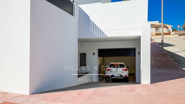 5 chambre Villa/Maison à vendre à Ciudad Quesada, Rojales avec piscine garage - 788 750 € (Ref: 9821029)