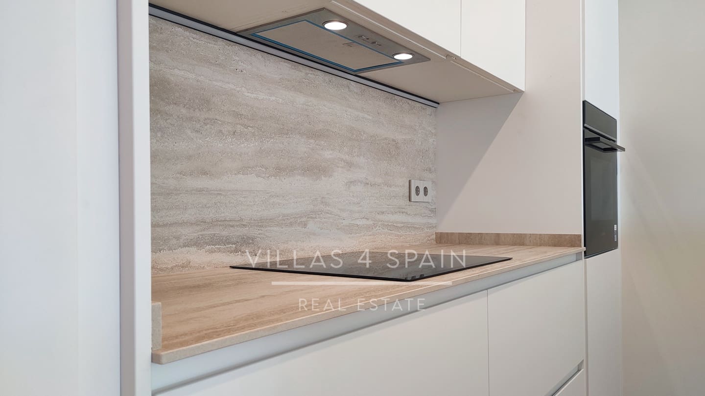 4 makuuhuone Huvila myytävänä paikassa Ciudad Quesada mukana uima-altaan - 810 750 € (Ref: 9821031)