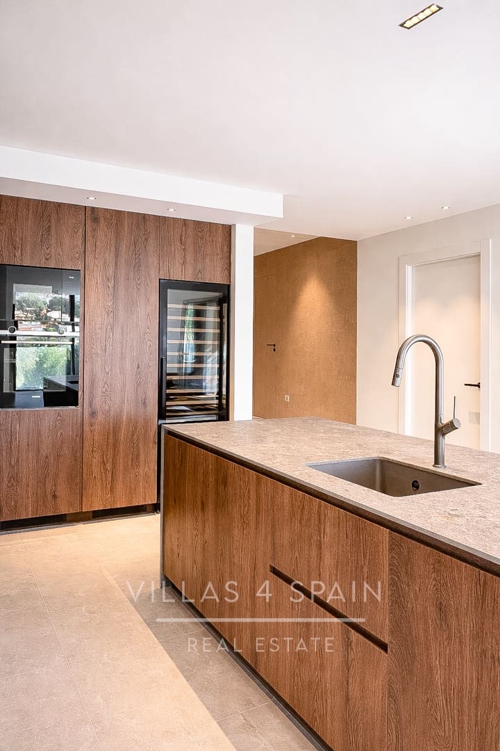 4 soverom Villa til salgs i La Marina med svømmebasseng garasje - € 1 443 750 (Ref: 9821032)