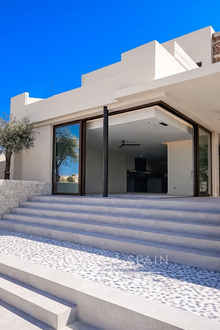 4 soverom Villa til salgs i La Marina med svømmebasseng garasje - € 1 443 750 (Ref: 9821032)