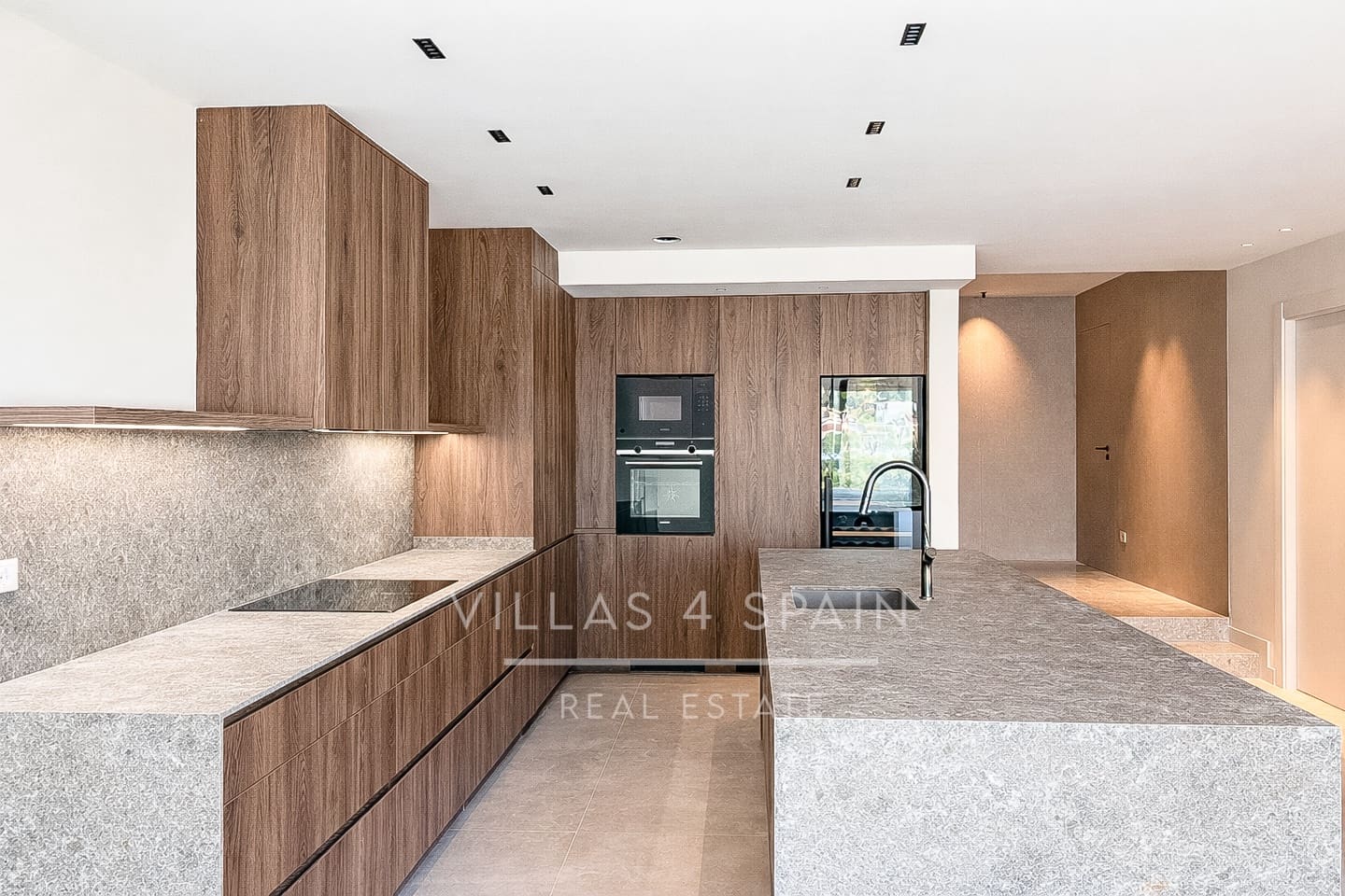 4 soverom Villa til salgs i La Marina med svømmebasseng garasje - € 1 443 750 (Ref: 9821032)