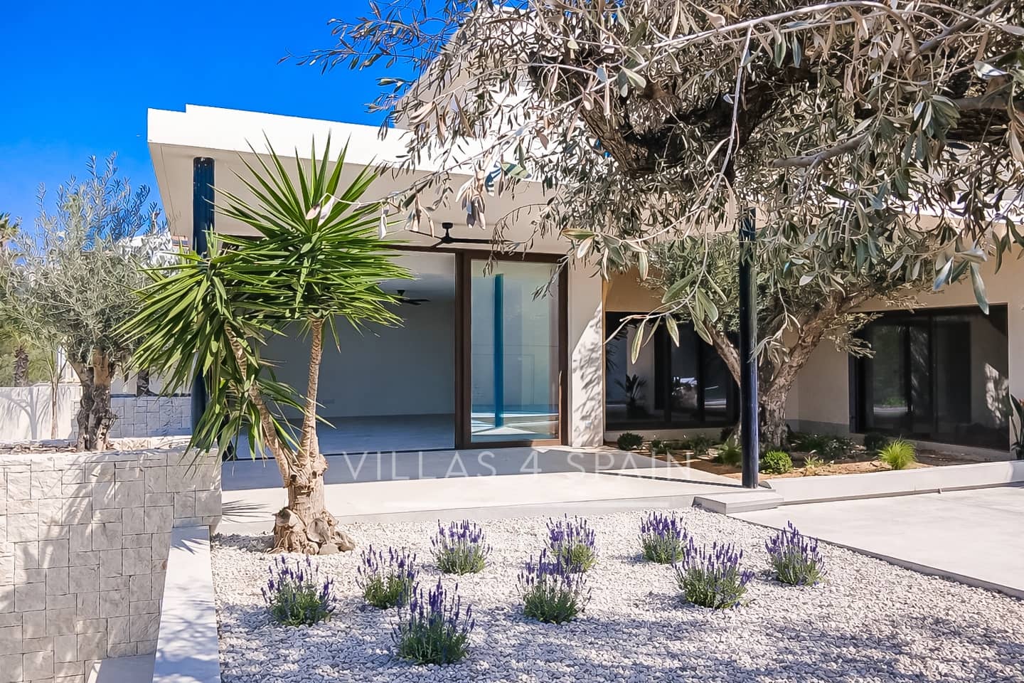4 soverom Villa til salgs i La Marina med svømmebasseng garasje - € 1 443 750 (Ref: 9821032)
