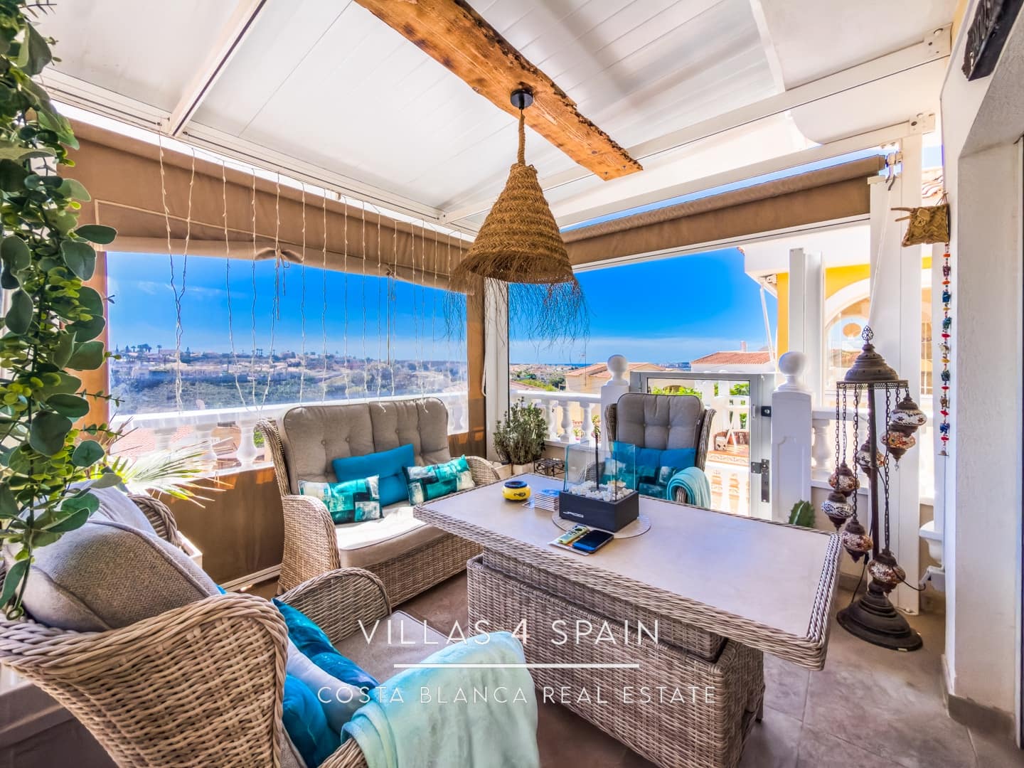 3 soveværelse Villa til salg i La Marina med swimmingpool garage - € 297.500 (Ref: 9830610)