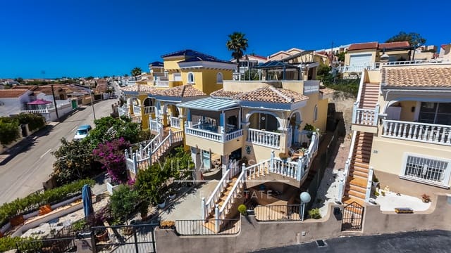 3 soveværelse Villa til salg i La Marina, Elche / Elx med swimmingpool garage - € 297.500 (Ref: 9830610)