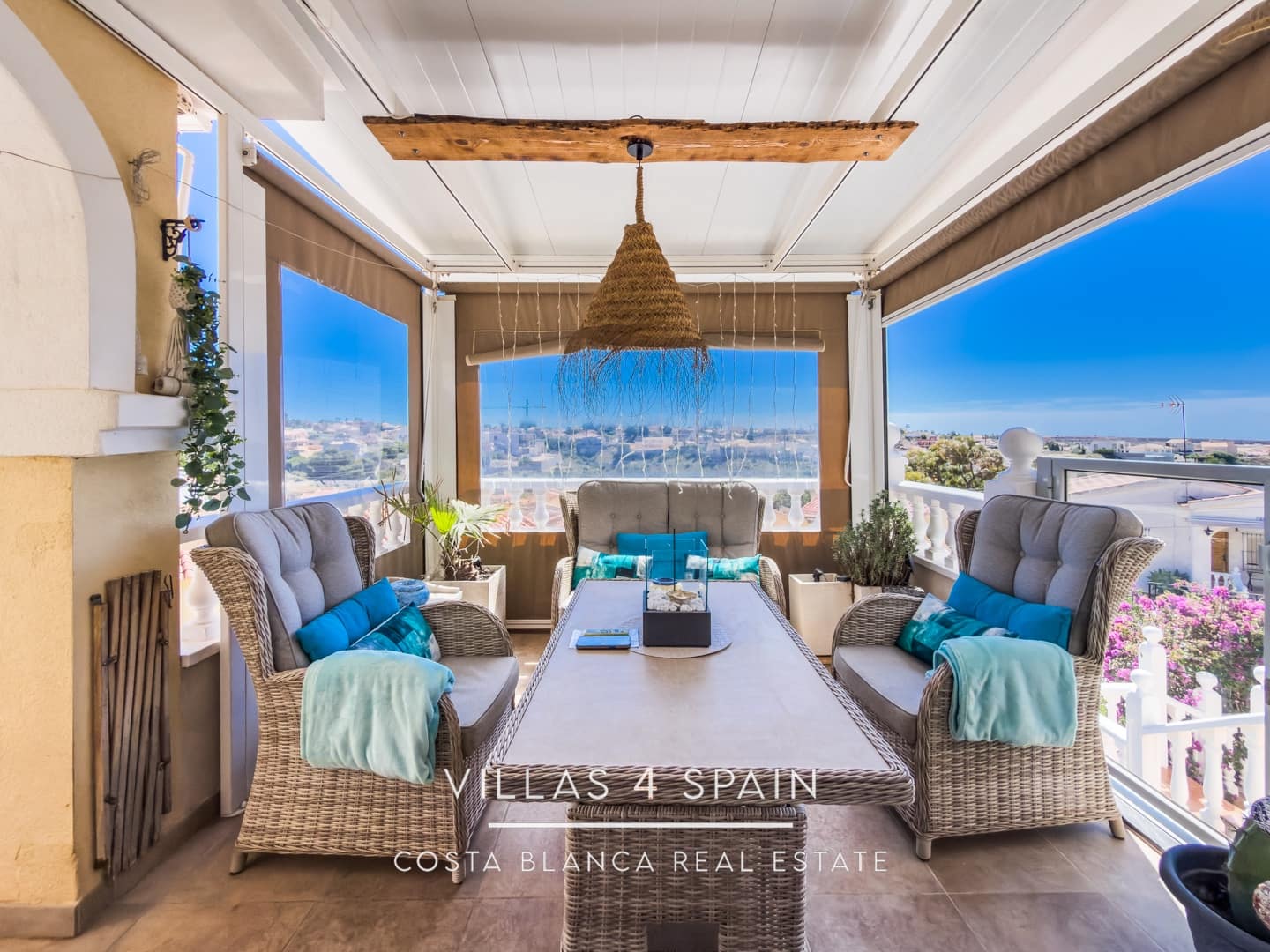 3 soveværelse Villa til salg i La Marina med swimmingpool garage - € 297.500 (Ref: 9830610)