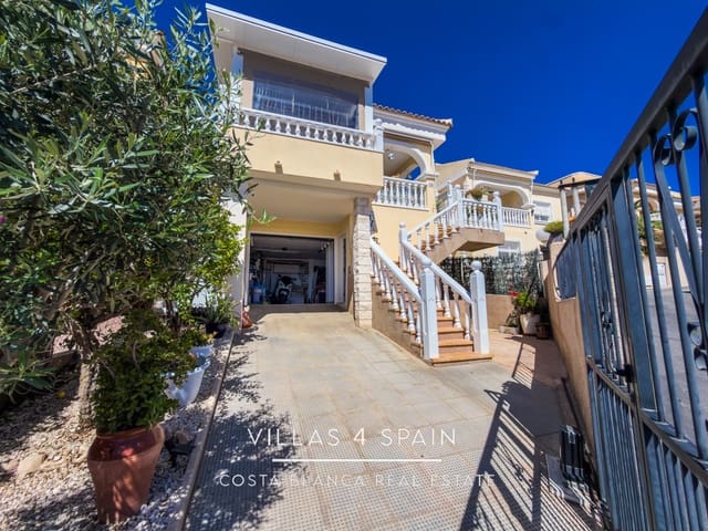 3 soveværelse Villa til salg i La Marina, Elche / Elx med swimmingpool garage - € 297.500 (Ref: 9830610)