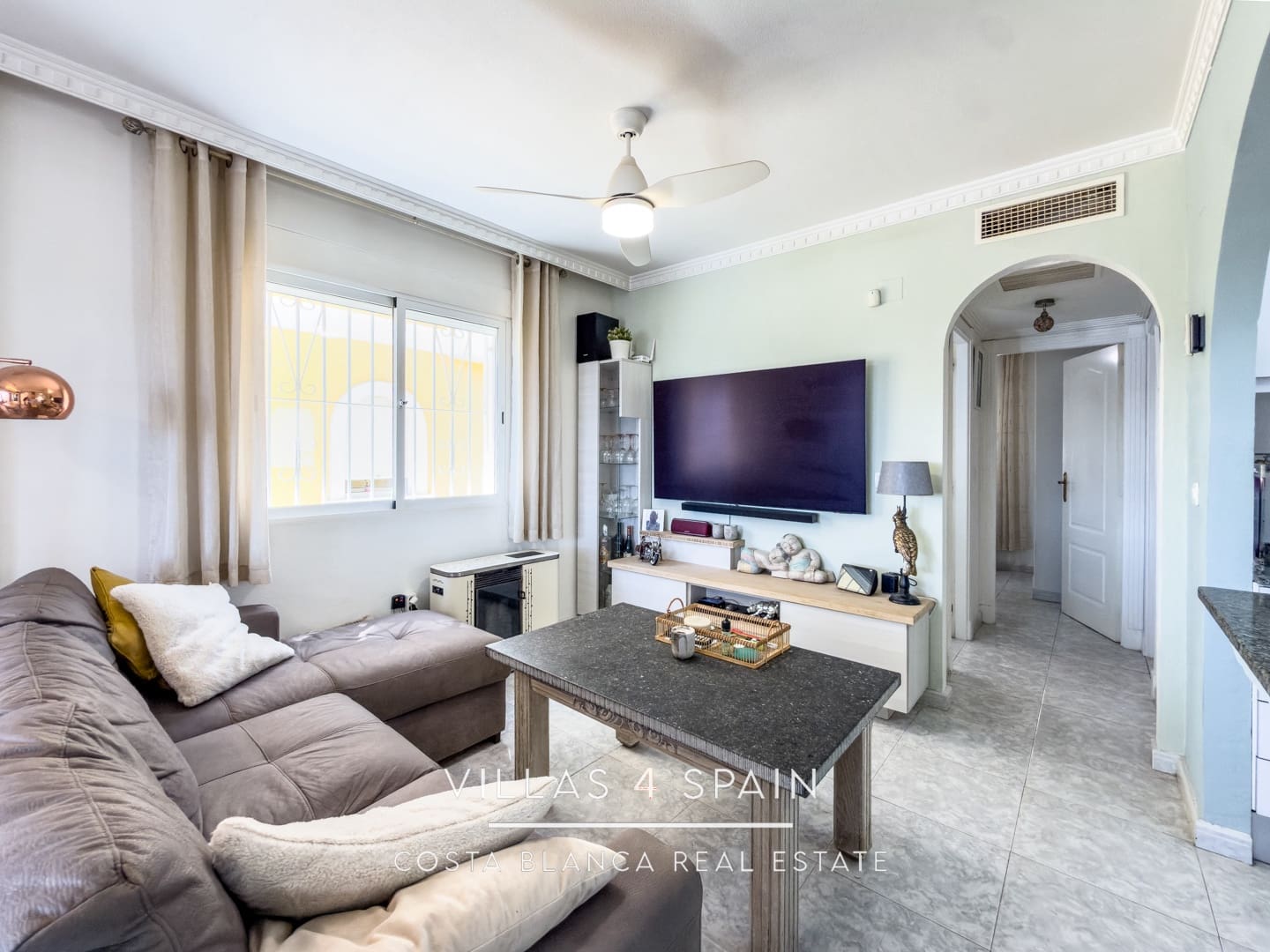 3 soveværelse Villa til salg i La Marina med swimmingpool garage - € 297.500 (Ref: 9830610)