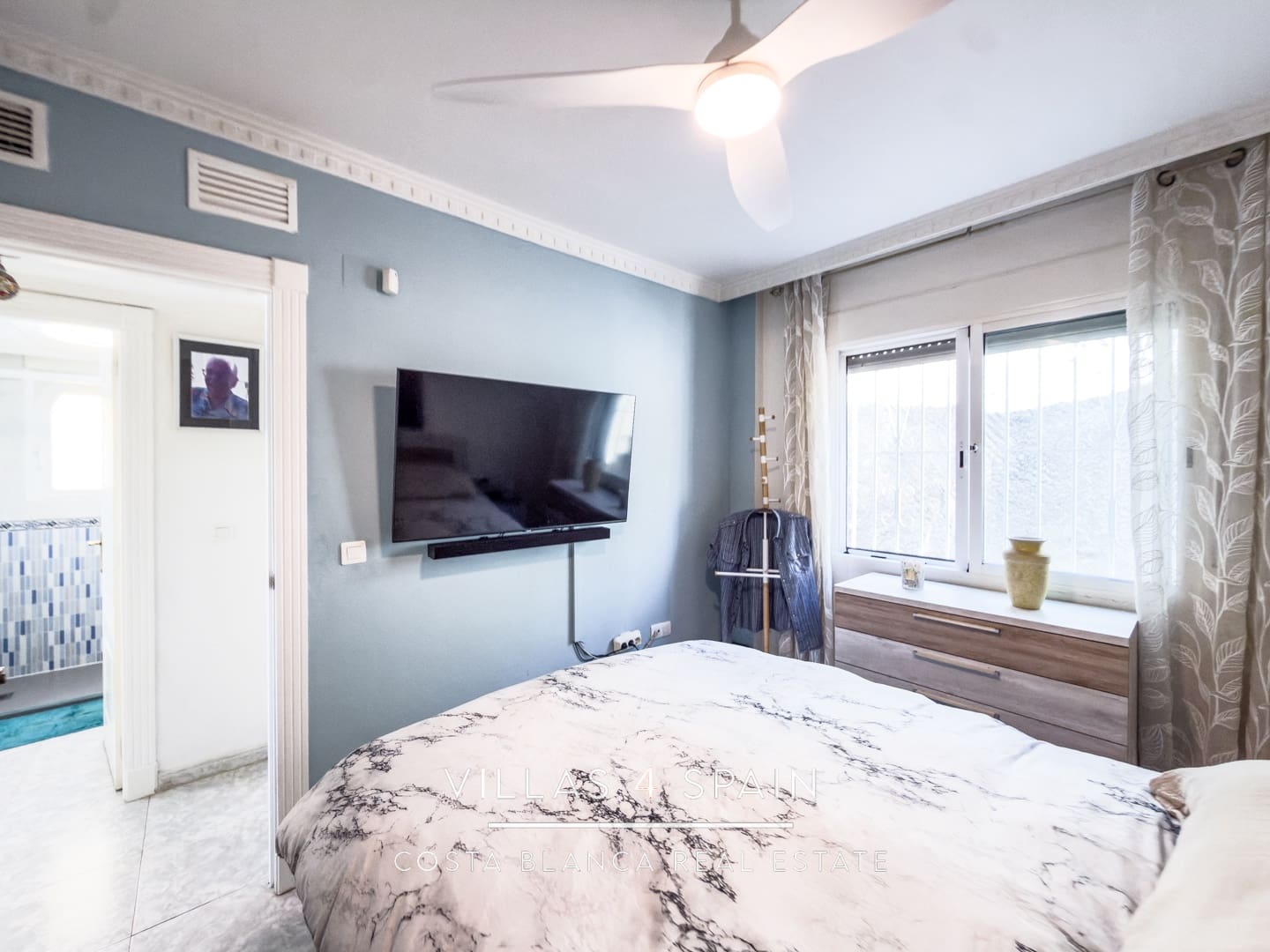 3 soveværelse Villa til salg i La Marina med swimmingpool garage - € 297.500 (Ref: 9830610)