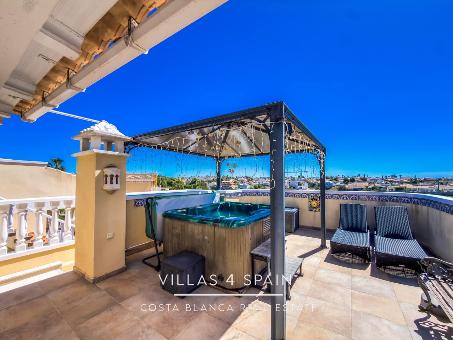 3 soveværelse Villa til salg i La Marina med swimmingpool garage - € 297.500 (Ref: 9830610)