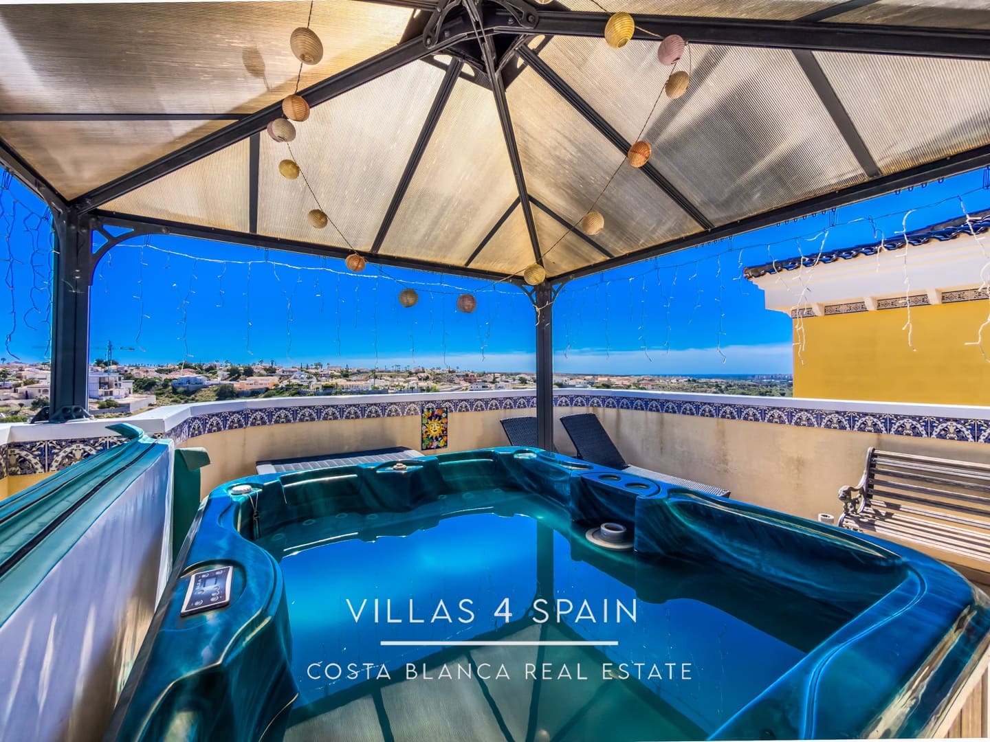 3 soveværelse Villa til salg i La Marina med swimmingpool garage - € 297.500 (Ref: 9830610)