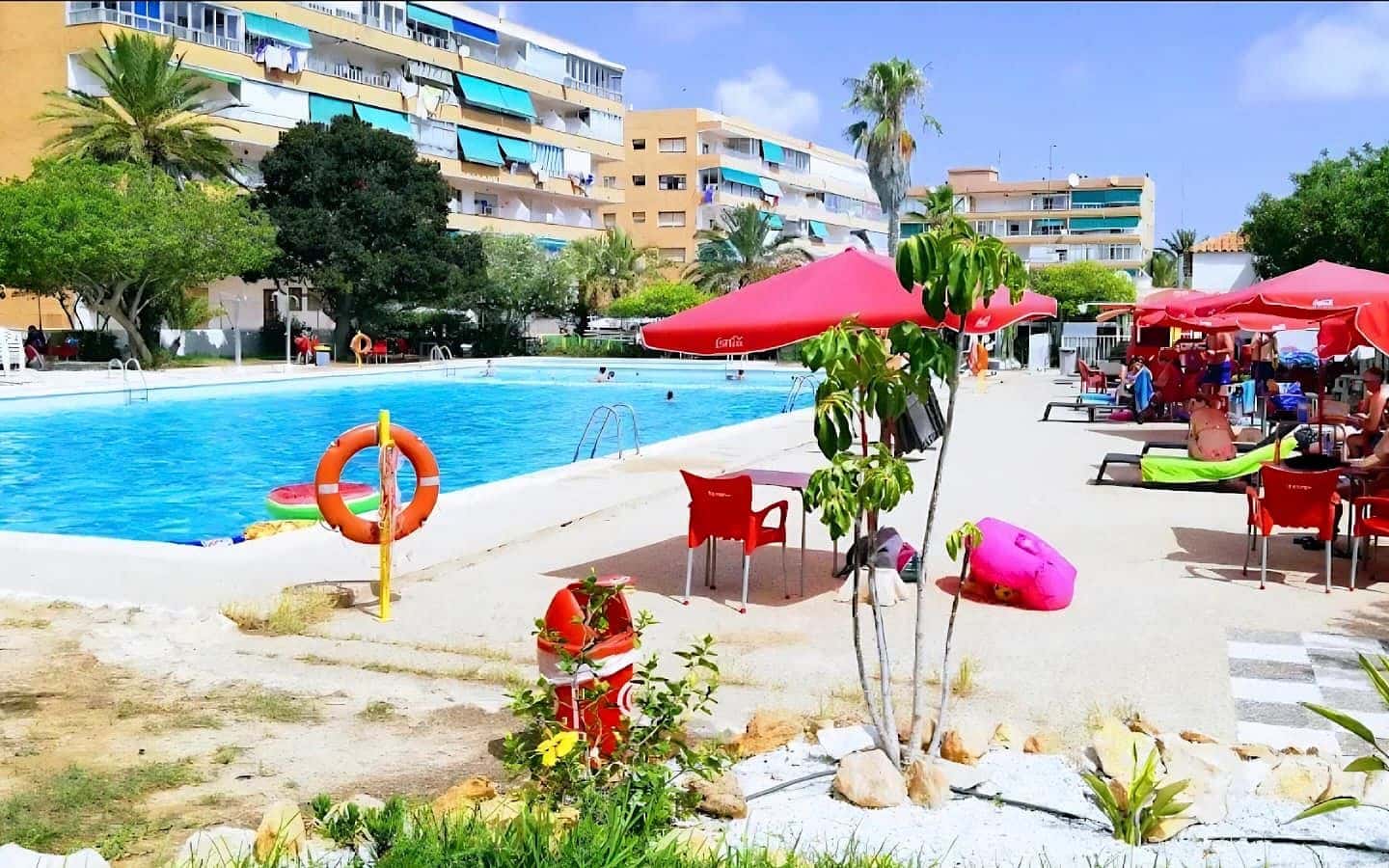 2 bedroom Apartment for sale in Torrevieja with pool - € 174,990 (Ref: 9840814)