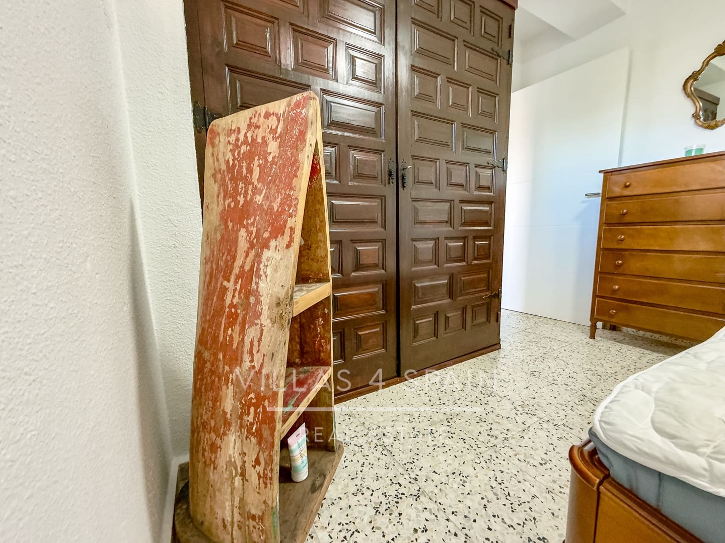 2 bedroom Apartment for sale in Torrevieja with pool - € 174,990 (Ref: 9840814)