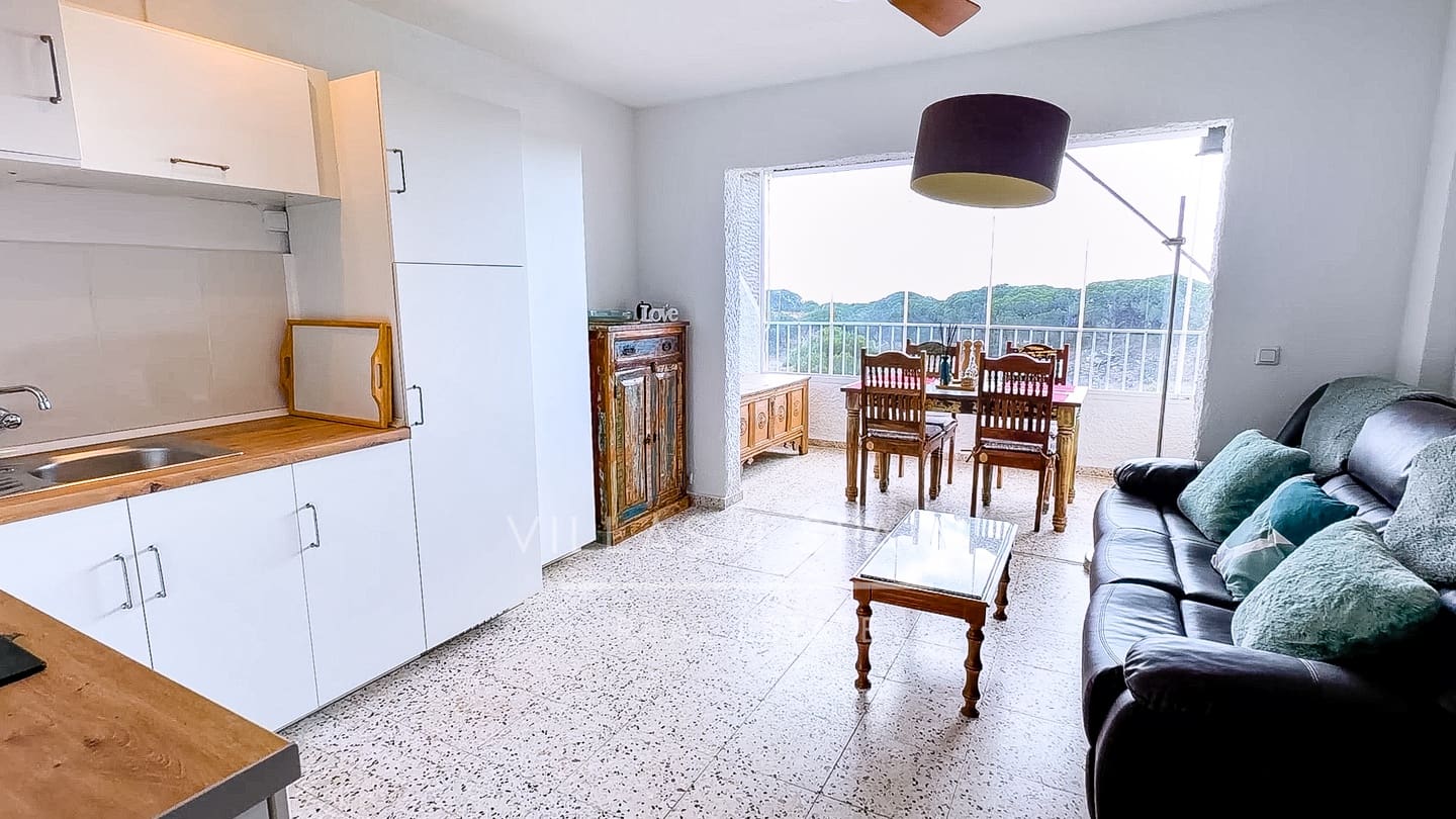2 bedroom Apartment for sale in Torrevieja with pool - € 174,990 (Ref: 9840814)