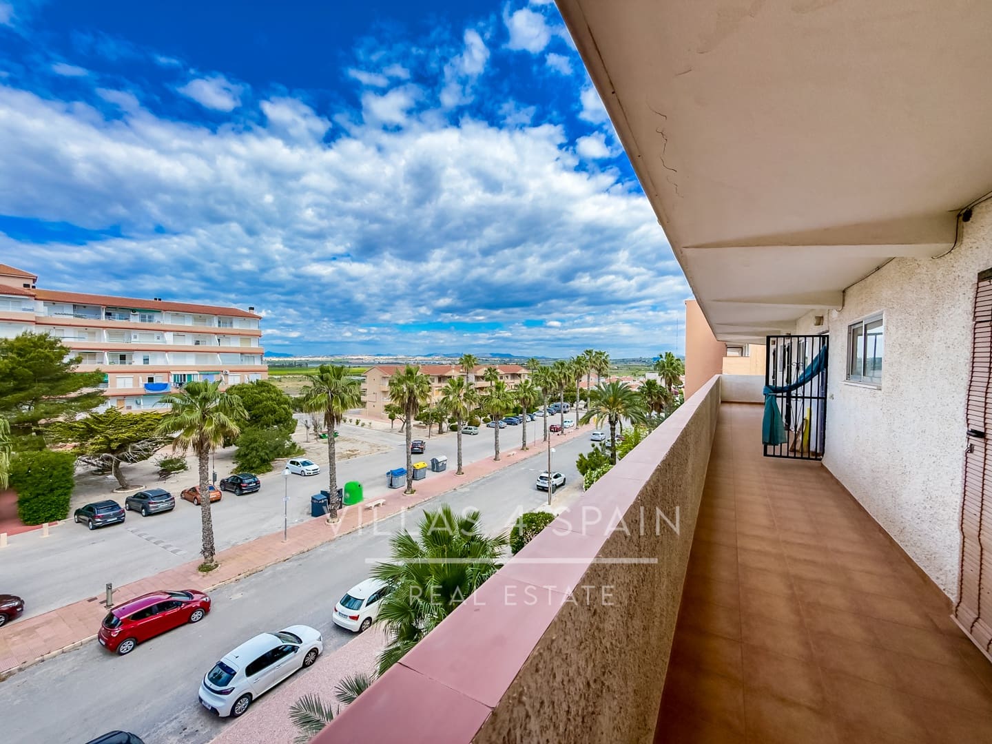 2 bedroom Apartment for sale in Torrevieja with pool - € 174,990 (Ref: 9840814)