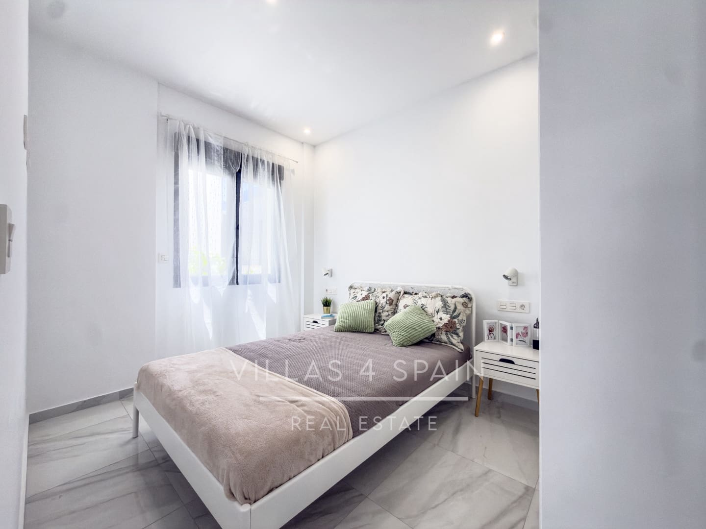 3 bedroom Villa for sale in Benijofar with pool garage - € 374,999 (Ref: 9844809)