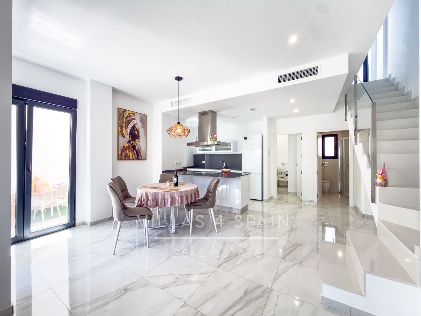 3 bedroom Villa for sale in Benijofar with pool garage - € 374,999 (Ref: 9844809)
