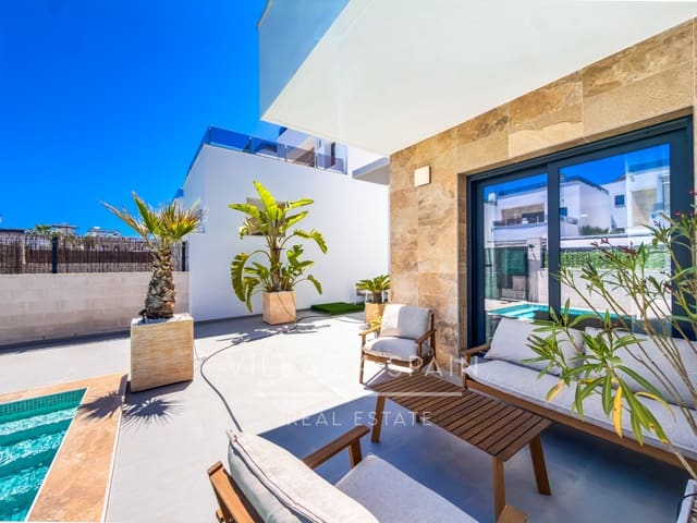 3 bedroom Villa for sale in Benijófar with pool garage - € 374,999 (Ref: 9844809)