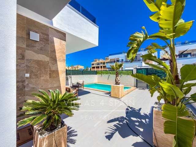 3 bedroom Villa for sale in Benijófar with pool garage - € 374,999 (Ref: 9844809)