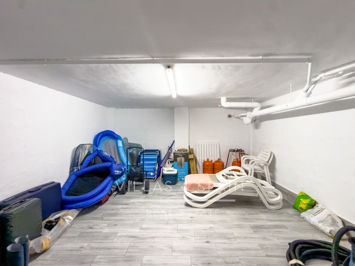 3 soveværelse Villa til salg i Daya Nueva med swimmingpool - € 399.950 (Ref: 9849131)