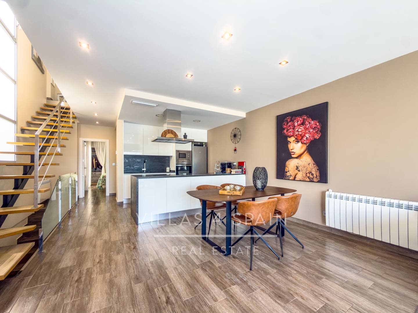 3 soveværelse Villa til salg i Daya Nueva med swimmingpool - € 399.950 (Ref: 9849131)