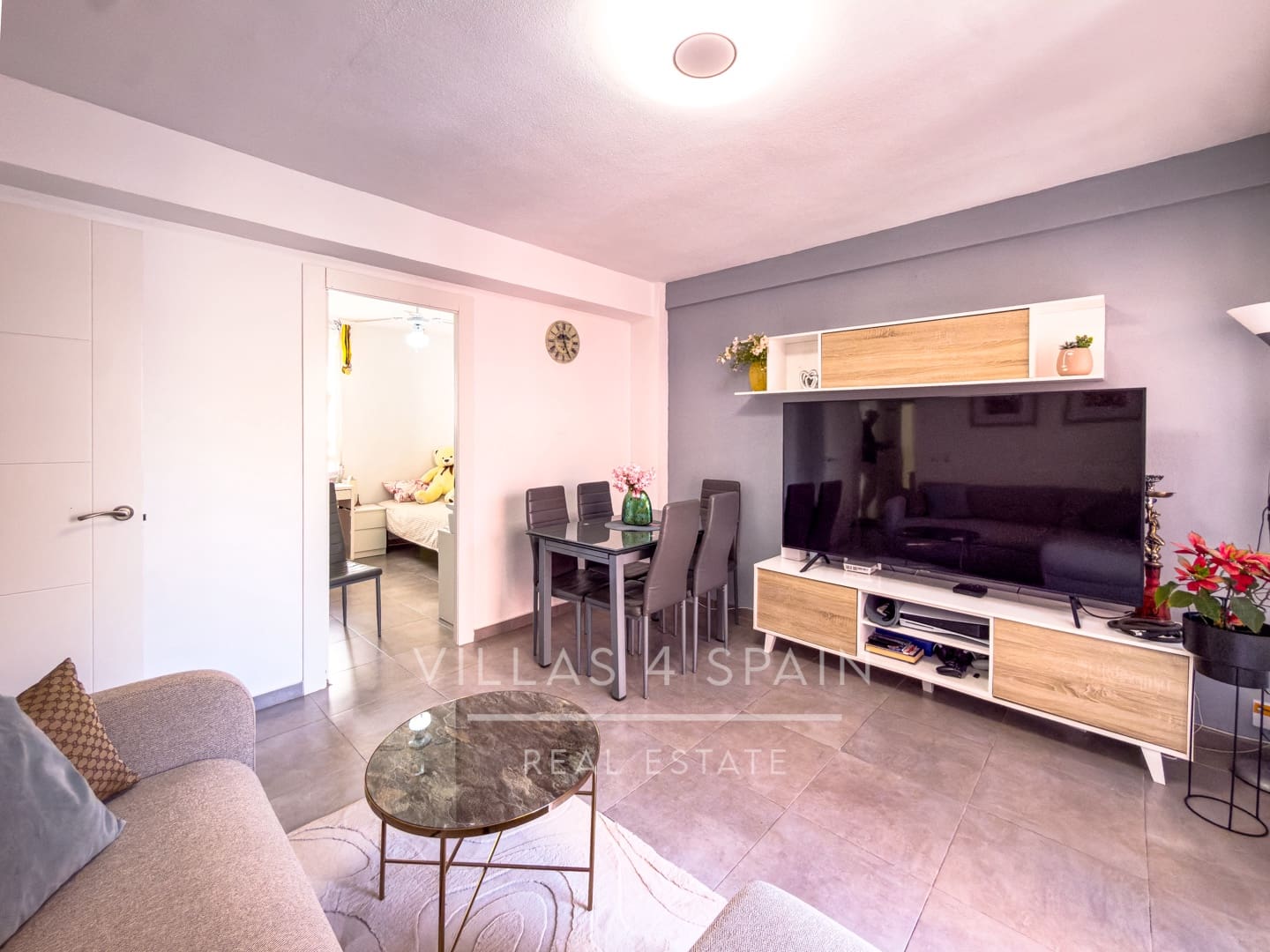 3 soveværelse Lejlighed til salg i Torrevieja - € 149.950 (Ref: 9858993)